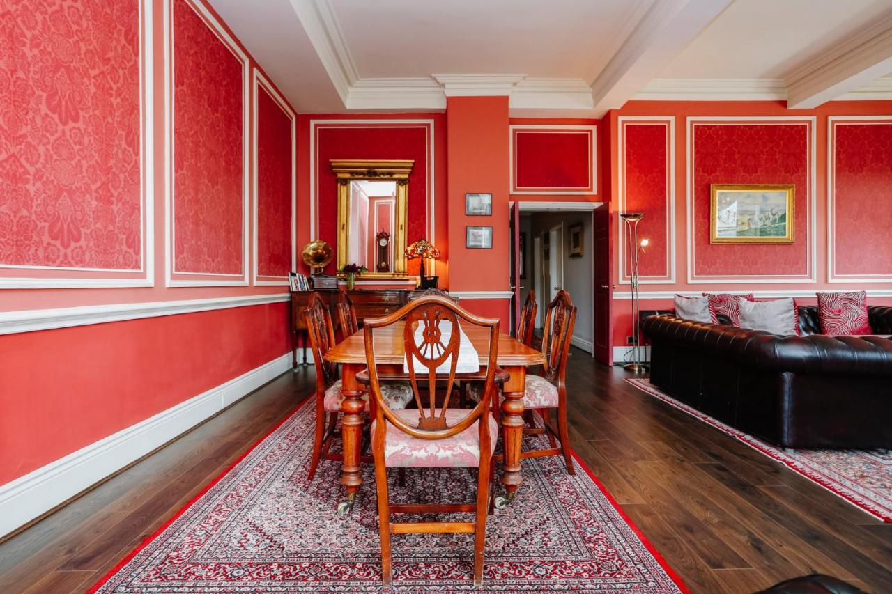 Royal Mile Mansions 14 Appartement Edinburgh Buitenkant foto