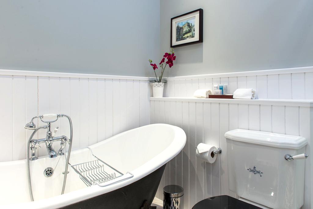 Royal Mile Mansions 14 Appartement Edinburgh Buitenkant foto