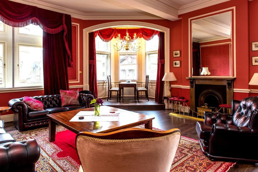Royal Mile Mansions 14 Appartement Edinburgh Buitenkant foto